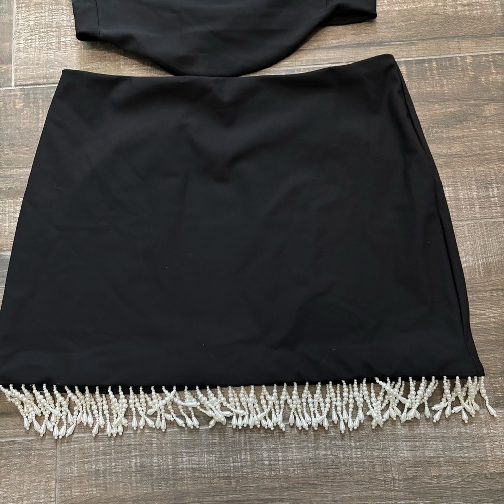 House of Harlow 1960 Two-Piece Skirt Set - Picture 2 of 6